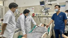 Trải qua 27 cuộc hội chẩn, nạn nhân nặng nhất vụ cháy chung cư mini đã xuất viện