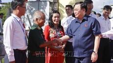 Chủ tịch Quốc hội Vương Đình Huệ dự Ngày hội Đại đoàn kết toàn dân tộc ở khu dân cư tại Đà Nẵng