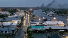 Mỹ: Cảnh báo lũ do bão gây mưa lớn ở Nam Florida