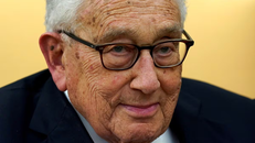 Henry Kissinger qua đời ở tuổi 100