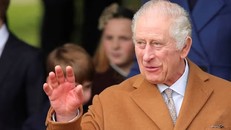 Nhà vua Anh mạnh khỏe sau phẫu thuật