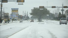 Mỹ: Bão "sông khí quyển" gây đợt tuyết dày ở New Mexico