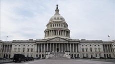 Thượng viện Mỹ phê chuẩn dự luật ngăn chính phủ đóng cửa