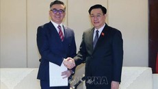 Chủ tịch Quốc hội Vương Đình Huệ tiếp lãnh đạo một số tập đoàn của Trung Quốc