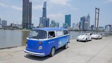 Chuyến xe mini-bus của Ngân hàng Shinhan đã có mặt tại khu đô thị Thủ Thiêm