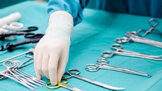 Bệnh viện thông tin về bệnh nhân có cấu trúc cơ thể khác thường phải mổ cấp cứu