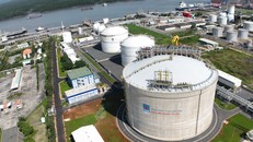 Kho LNG Thị Vải tại Kho cảng PV GAS Vũng Tàu giữ vai trò tàng trữ và cung cấp LNG cho các hộ tiêu thụ khí, LNG khu vực Đông Nam Bộ 