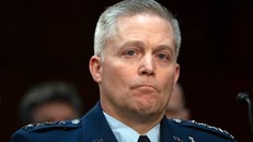 Tổng thống Trump sa thải Giám đốc Cơ quan An ninh quốc gia