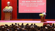 Thủ tướng Phạm Minh Chính phát biểu bế mạc Hội nghị toàn quốc tập huấn về tổ chức và hoạt động của tổ chức Đảng, chính quyền, MTTQ Việt Nam, các đoàn thể chính trị ở cấp xã (mới). Ảnh: Dương Giang/TTXVN.