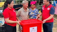Trung ương Hội Chữ thập đỏ Việt Nam cứu trợ khẩn cấp người dân bị ảnh hưởng bởi bão số 11