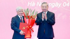 Tổng Bí thư Tô Lâm trao quyết định chỉ định Phó Bí thư thường trực Đảng ủy Quốc hội