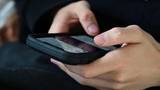 Mạng xã hội khiến nhiều bạn trẻ rơi vào trạng thái căng thẳng