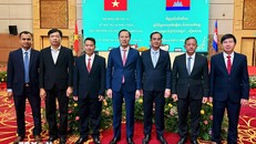 Việt Nam và Campuchia đẩy mạnh hợp tác, phát triển bền vững khu vực biên giới