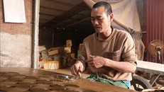 Gìn giữ mạch nguồn làng nghề hương xạ truyền thống