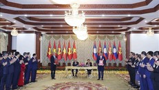 Tổng Bí thư Tô Lâm chứng kiến Lễ trao các văn kiện hợp tác Việt Nam – Lào