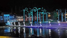 Hội An rực rỡ trong đêm khai mạc Lễ hội Ánh sáng và Di sản