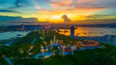 Lonely Planet gợi ý khám phá Hạ Long một cách chậm rãi và đa dạng trải nghiệm hơn