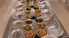 UBND thành Hà Nội yêu cầu rà soát toàn bộ quy trình tổ chức bữa ăn bán trú