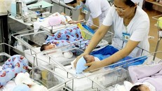 Tăng tỷ suất sinh 2% mỗi năm, hướng tới mức sinh thay thế