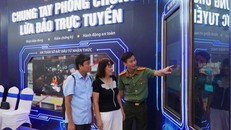 Nhận diện bẫy lừa đảo trực tuyến qua triển lãm “Bức tường An ninh mạng”