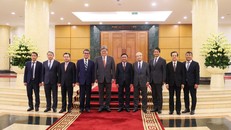 Thường trực Ban Bí thư Trần Cẩm Tú tiếp Quyền Tổng Thư ký Đảng Dân chủ Tự do Nhật Bản Hagiuda Koichi