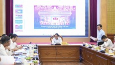 Quang cảnh buổi làm việc.