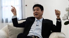 Doanh nhân Hồ Hoàng Hải trò chuyện với PV Ngày Nay