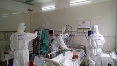 Bệnh nhân COVID-19 nặng chỉ thở 20 lần một phút sẽ được thay đổi cách điều trị