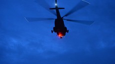 Trực thăng cất cánh gần hang động Tham Luang được cho là đưa các thành viên đầu tiên của đội bóng đến bệnh viện.