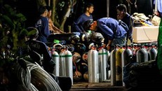 Công tác chuẩn bị trước khi nối lại chiến dịch giải cứu đội bóng Thái Lan