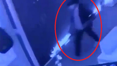 Bắt giữ hai đối tượng dùng xà beng đục két sắt