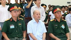 Út ‘trọc’ tự bào chữa khi bị VKS đề nghị 12 – 15 năm tù