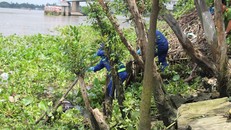 Tá hỏa phát hiện thi thể người đàn ông nổi trên sông Sài Gòn