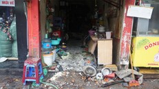 Ngổn ngang hiện trường vụ cháy 9 ngôi nhà trên đường Đê La Thành