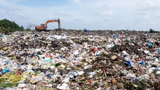Cà Mau: 'Vỡ trận' vì nhà máy xử lý rác duy nhất ngưng hoạt động