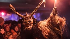 10 truyền thống Giáng sinh kỳ quặc trên thế giới