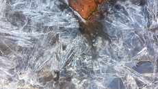 Suối băng xuất hiện tại đỉnh Fansipan