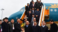Máy bay chở Thủ tướng đáp sân bay quốc tế Vân Đồn