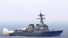 USS McCampbell trong một vụ thử hệ thống phòng không. Ảnh: Hải quân Mỹ