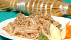 Món tré là đặc sản nổi tiếng của tỉnh nào?