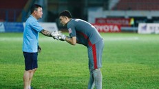 Đặng Văn Lâm về Lạch Tray tạm biệt CĐV Hải Phòng để sang Thái Lan