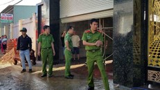 Cơ quan chức năng đang điều tra nguyên nhân vụ việc. Ảnh: Triệu Thanh.