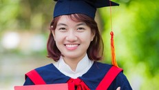 Những 'bóng hồng' thủ khoa đại học xuất sắc năm 2018