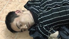 Khi bị bắt giữ, kẻ cướp giả vờ ngáo đá.