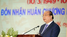 Thủ tướng phát biểu tại Lễ kỷ niệm 70 năm Ngày truyền thống và đón nhận Huân chương Hồ Chí Minh lần thứ 2 của Học viện Quân Y. Ảnh VGP/Quang Hiếu