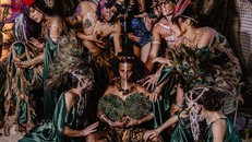 Choáng ngợp với đêm tiệc cưới phong cách thổ dân của tỷ phú Ấn Độ