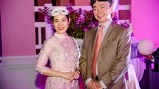 Đại sứ Phạm Sanh Châu (ngoài cùng bên phải) tại đám cưới cặp tỷ phú Ấn Độ.