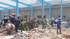 Hiện trường tai nạn khiến 8 người thương vong