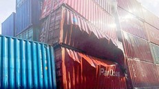 Hiện trường vụ container phát nổ ở cảng Cát Lái