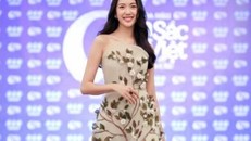 Á hậu Thúy Vân quyến rũ 'đọ sắc' cùng thí sinh Hoa hậu bản sắc Việt toàn cầu